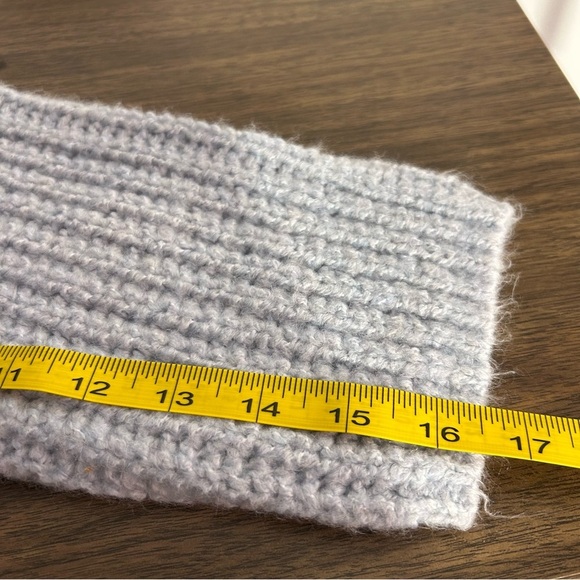 NWT garage Cozy Gray Turtleneck Sweater L - Picture 11 of 11